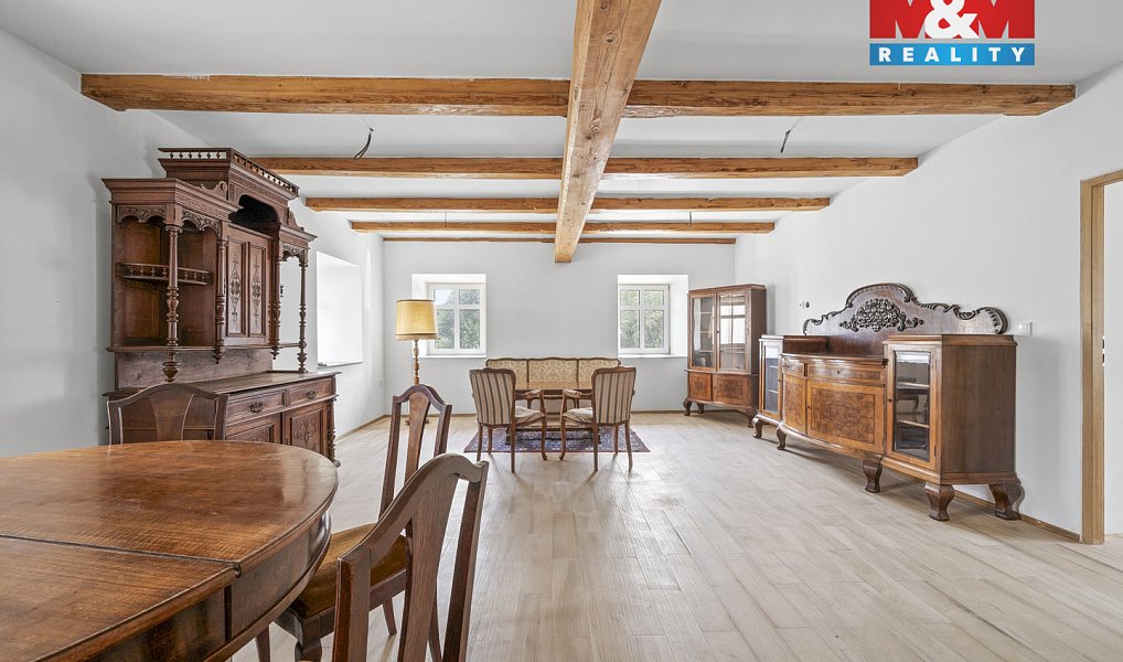 Prodej domu 260 m² s pozemkem 2 350 m², Broumov – náhled fotky 2