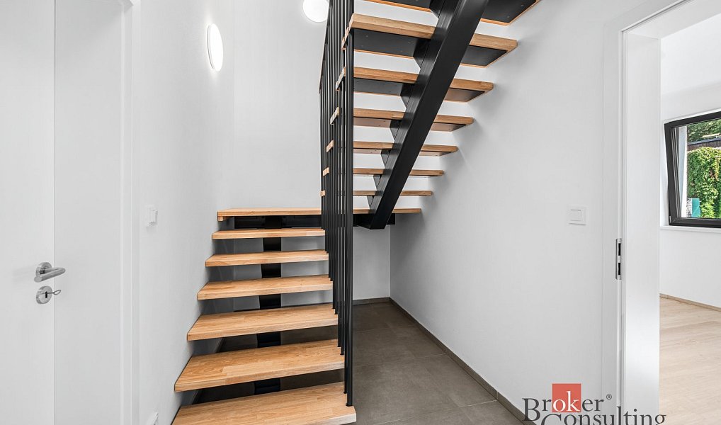 Prodej domu 116 m² s pozemkem 202 m², Plzeň – náhled fotky 4