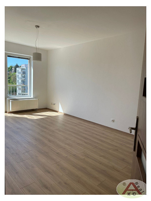 Pronájem bytu 2+kk 53 m² – fotografie 5