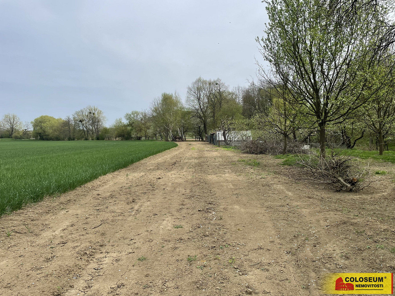 Prodej pozemku 507 m² – fotografie 5