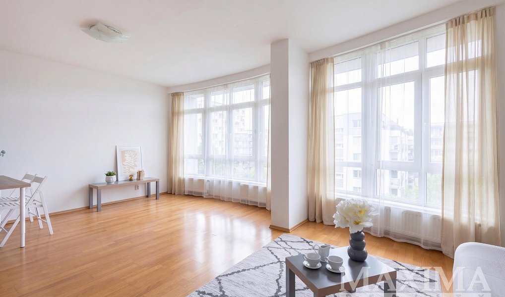 Prodej bytu 3+kk 79 m², Praha – náhled fotky 2