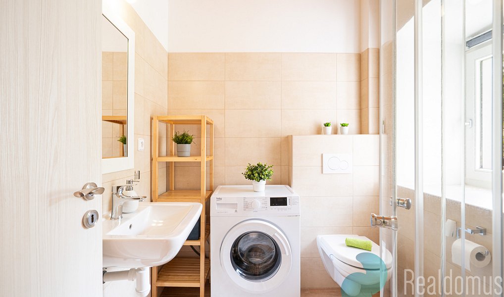 Prodej domu 302 m² s pozemkem 926 m², Rožmberk nad Vltavou – náhled fotky 8