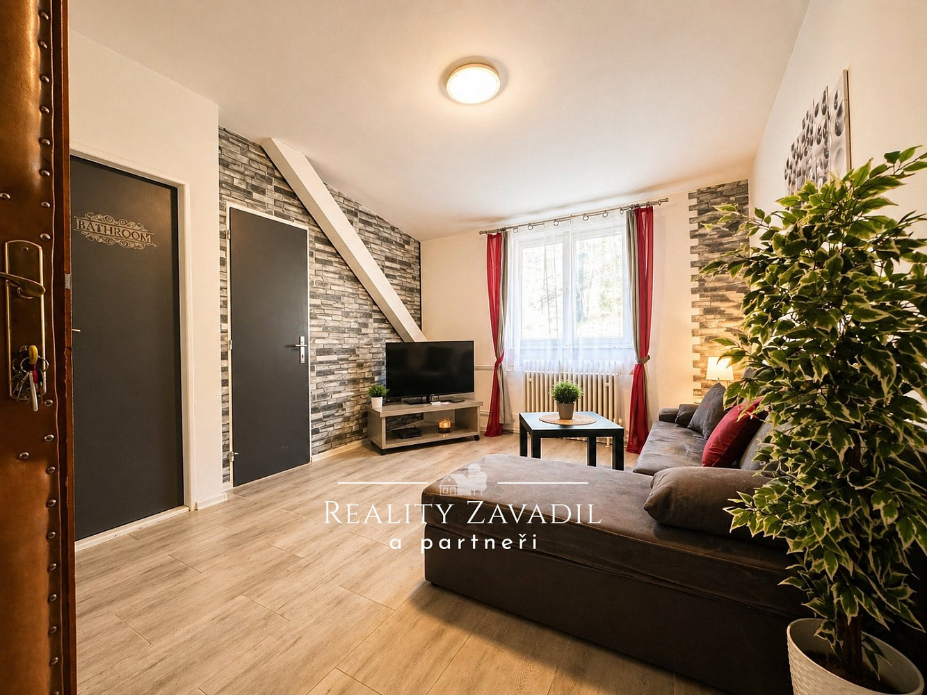 Prodej ubytovacího objektu 561 m² – fotografie 3