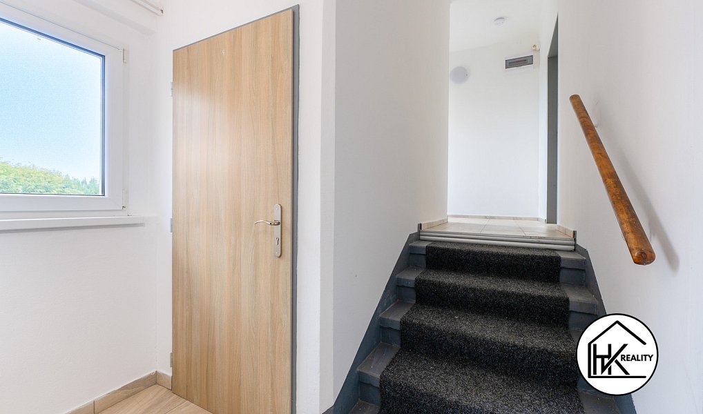 Prodej domu 180 m² s pozemkem 481 m², Krupka – náhled fotky 52