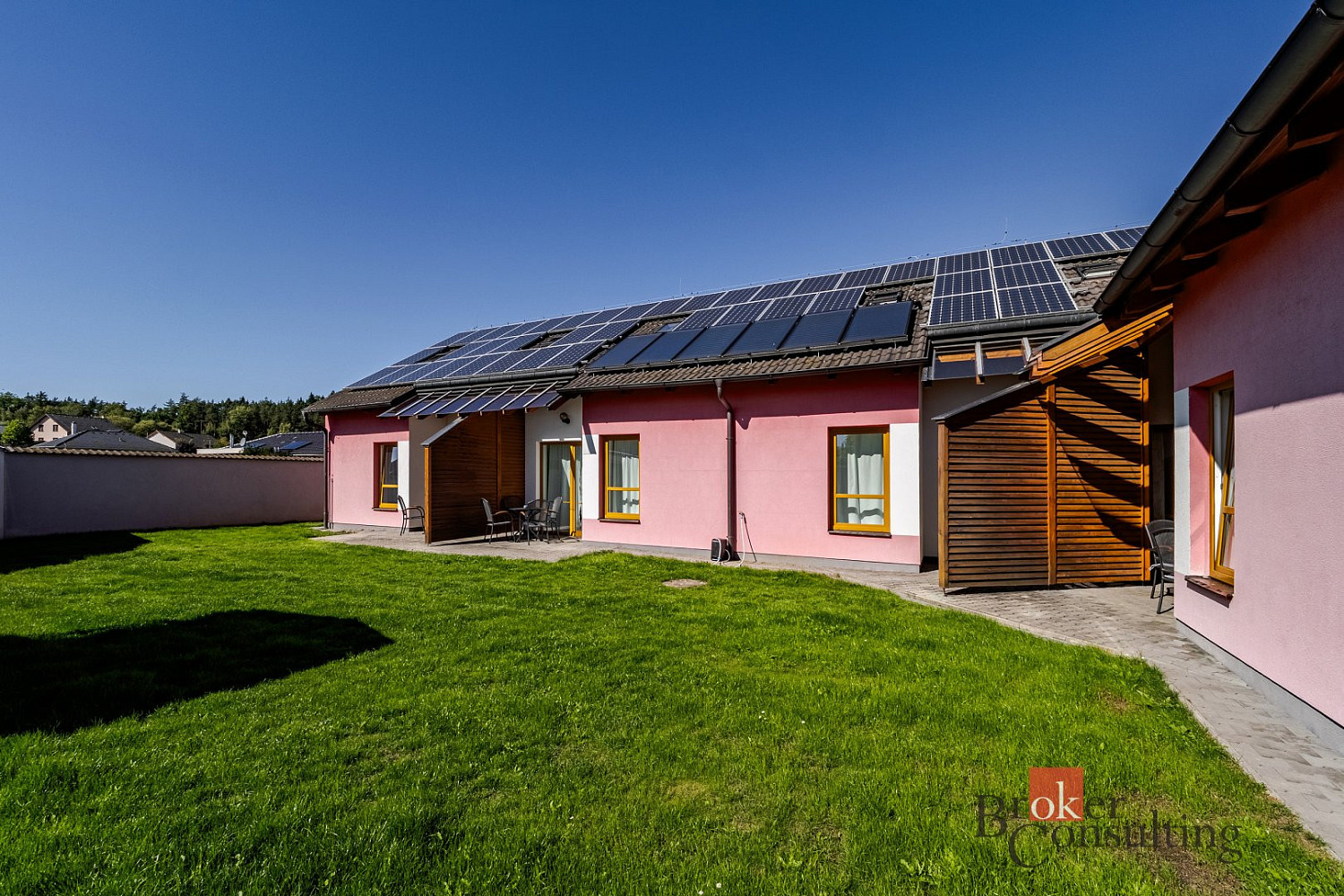 Prodej komerčního objektu (jiného typu) 400 m² – fotografie 3