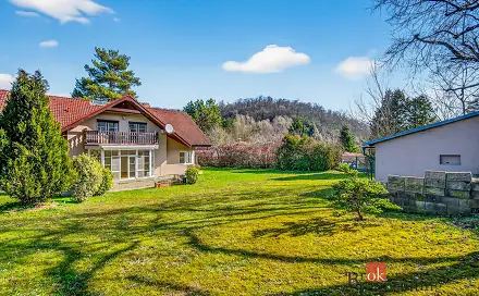 Prodej domu 258 m² s pozemkem 1 347 m², K vršíčku, Praha 6 - Dejvice