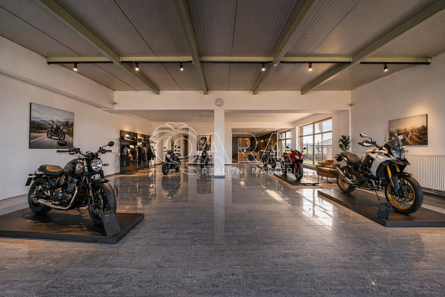 Pronájem obchodních prostor 330 m² – fotografie 3