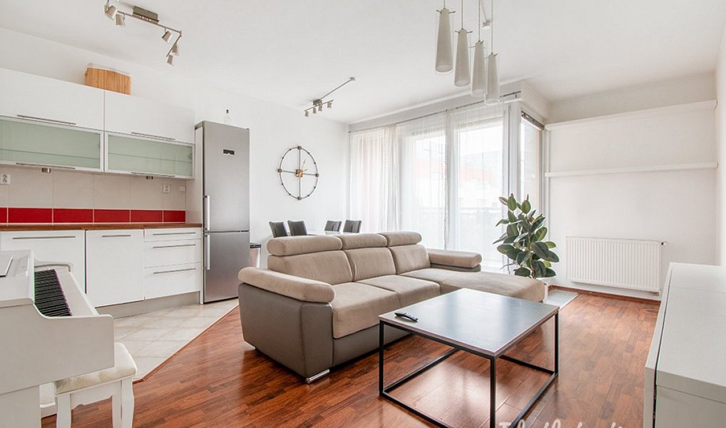 Pronájem bytu 2+kk 70 m², Praha – náhled fotky 9