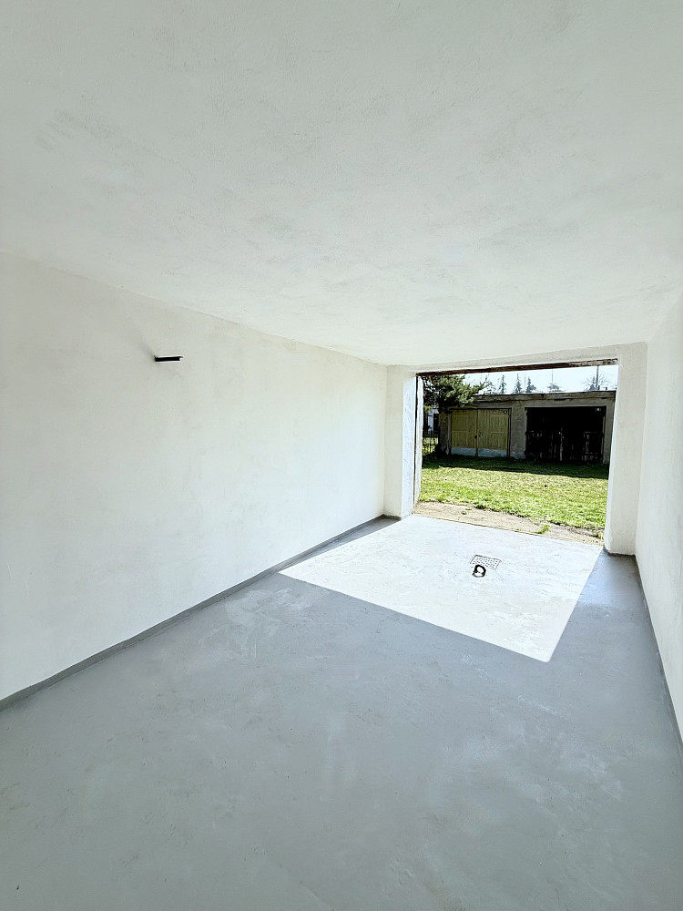 Garáž 18 m² Železnobrodská, Praha - Kbely – fotografie 2
