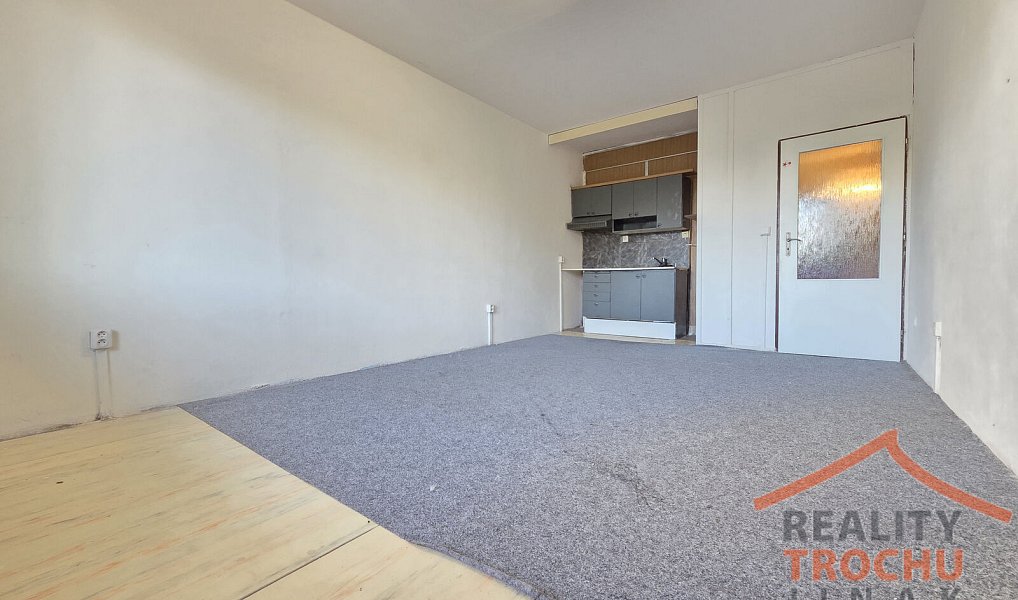 Pronájem bytu 1+kk 3 m², Hradec Králové – náhled fotky 3