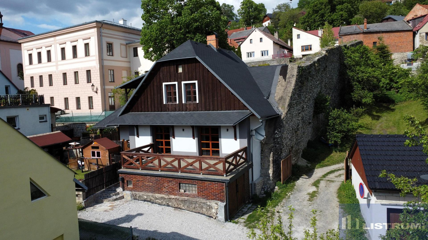 Prodej domu 120 m² s pozemkem 163 m² – fotografie 3