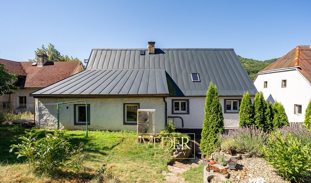 Prodej domu 250 m² s pozemkem 1 009 m², Mikulov – náhled fotky 3