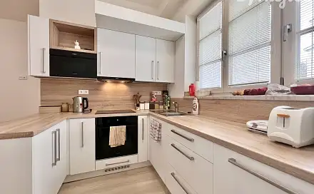 Pronájem bytu 5+1 145 m², Karolíny Světlé, Olomouc - Nová Ulice