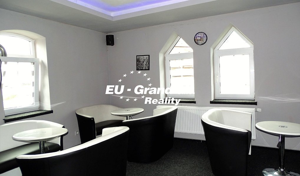 Prodej domu 325 m² s pozemkem 528 m², Šluknov – náhled fotky 14