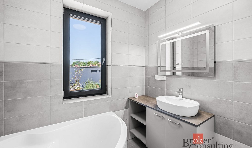 Prodej domu 116 m² s pozemkem 202 m², Plzeň – náhled fotky 5