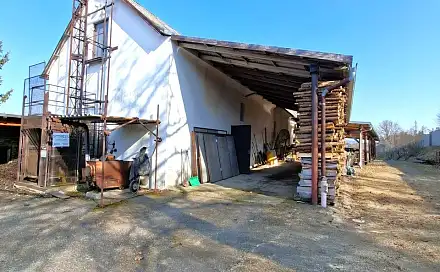 Pronájem výrobních prostor 105 m², Benešov - Bedrč