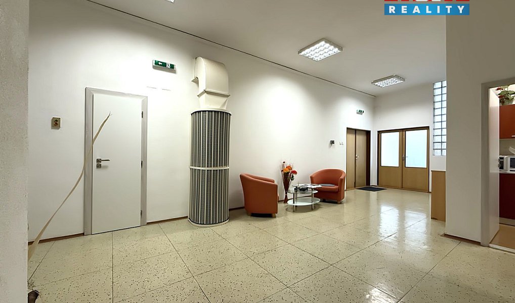 Pronájem kanceláře 35 m², Karviná – náhled fotky 2
