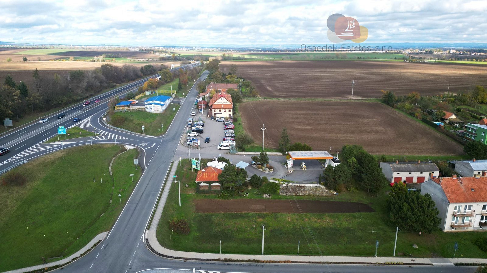 Prodej pole 922 m²