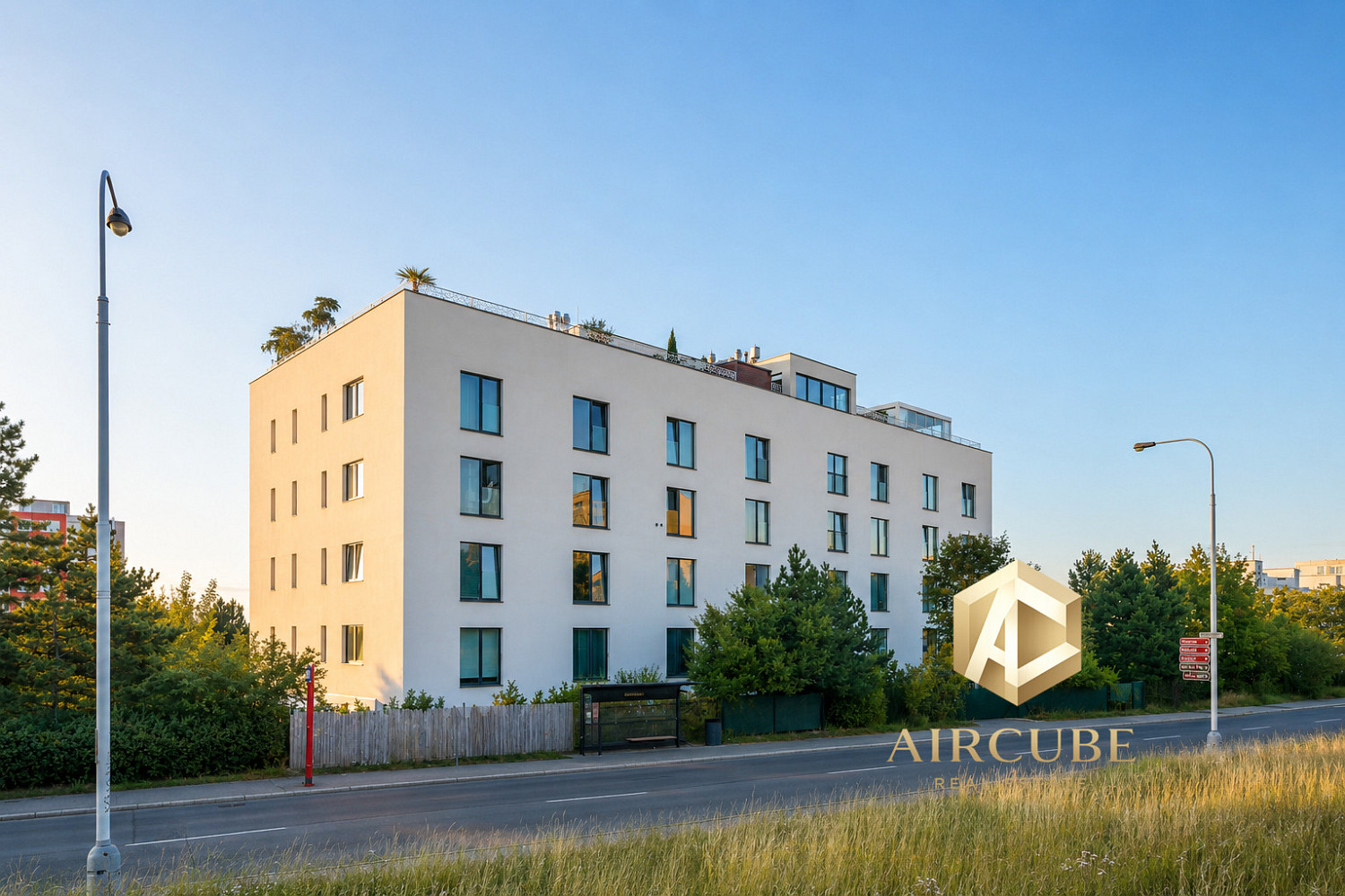 Pronájem bytu 1+kk 34 m²