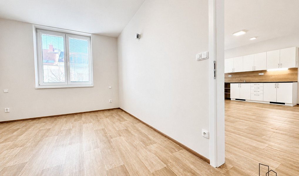 Pronájem bytu 2+kk 52 m², Hodonín – náhled fotky 7