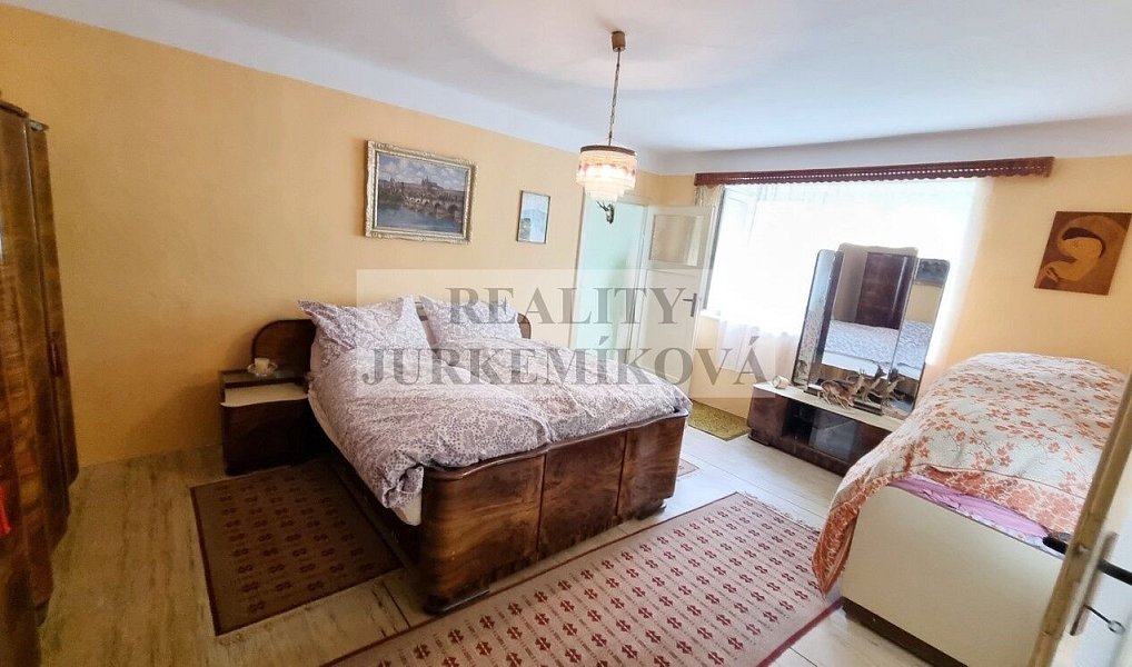 Prodej domu 567 m² s pozemkem 1 333 m², Nákří – náhled fotky 4