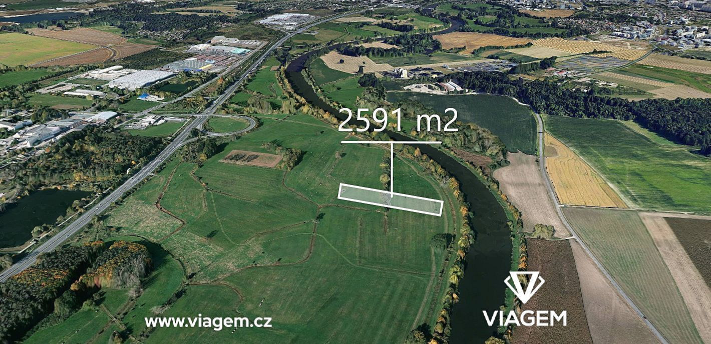 Prodej pole 925 m²