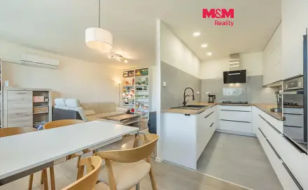 Prodej bytu 4+1 86 m², Mládežnická, Kladno