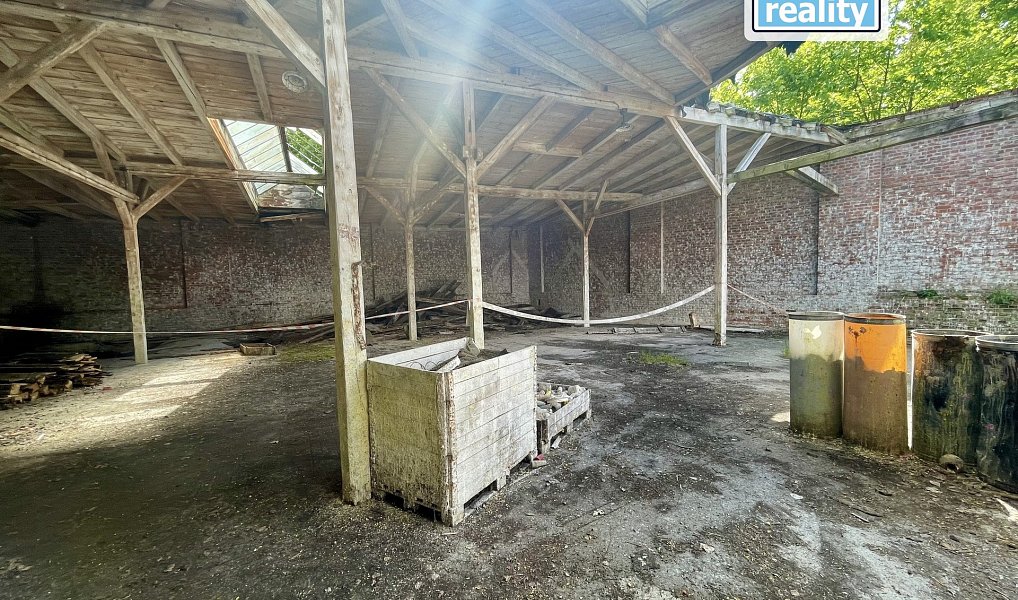 Prodej výrobních prostor 8 000 m², Libá – náhled fotky 28
