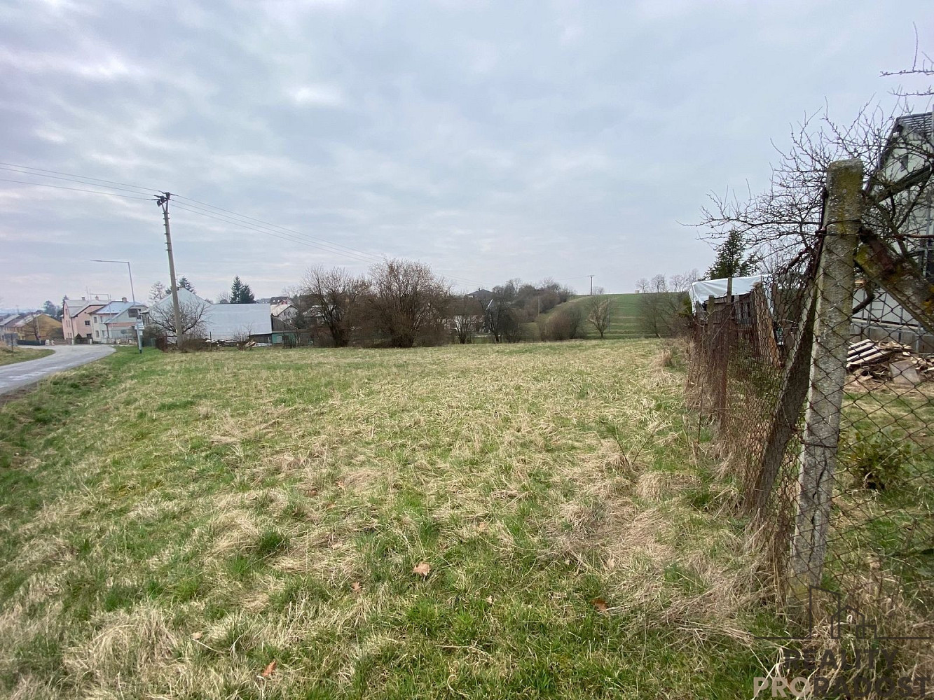 Prodej stavebního pozemku 2 341 m² – fotografie 2