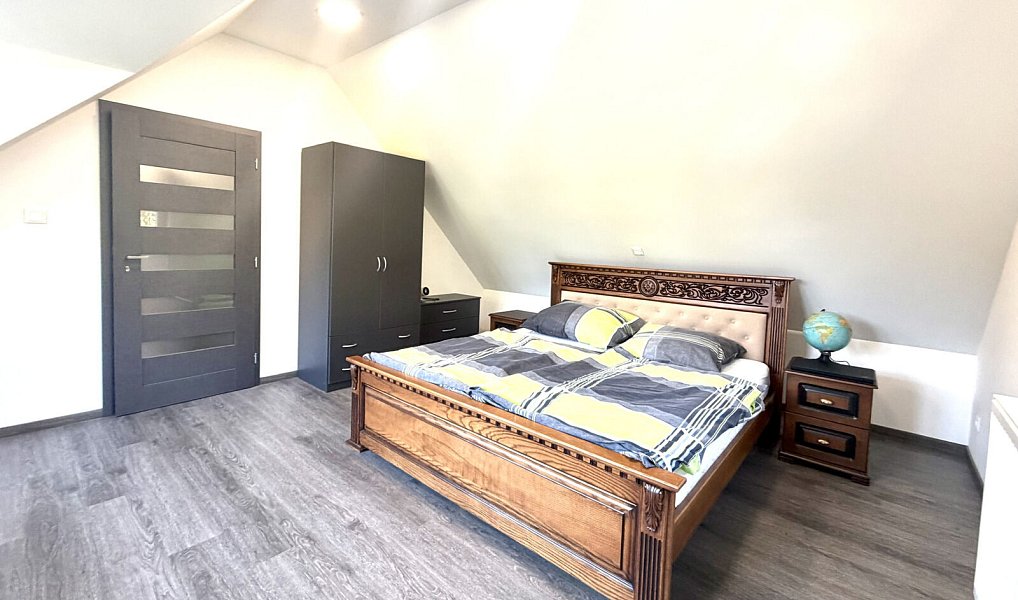 Prodej domu 232 m² s pozemkem 263 m², Hromnice – náhled fotky 12