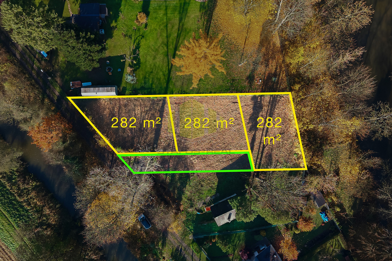 Prodej stavebního pozemku 282 m² – pohled 2