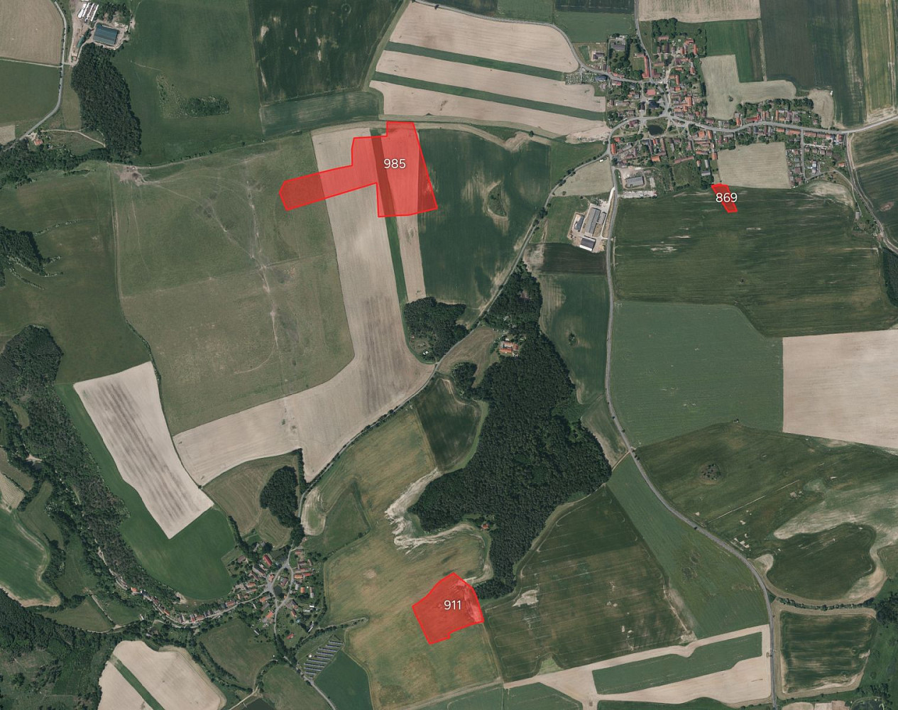Prodej pole 104 324 m²