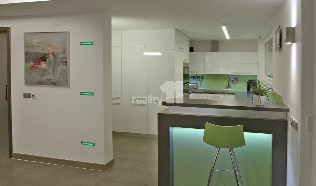 Prodej domu 200 m² s pozemkem 1 163 m², Šimonovice – náhled fotky 4