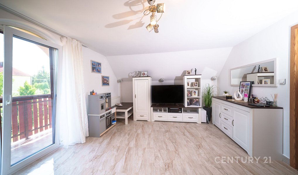 Prodej domu 545 m² s pozemkem 2 148 m², Chlumčany – náhled fotky 32