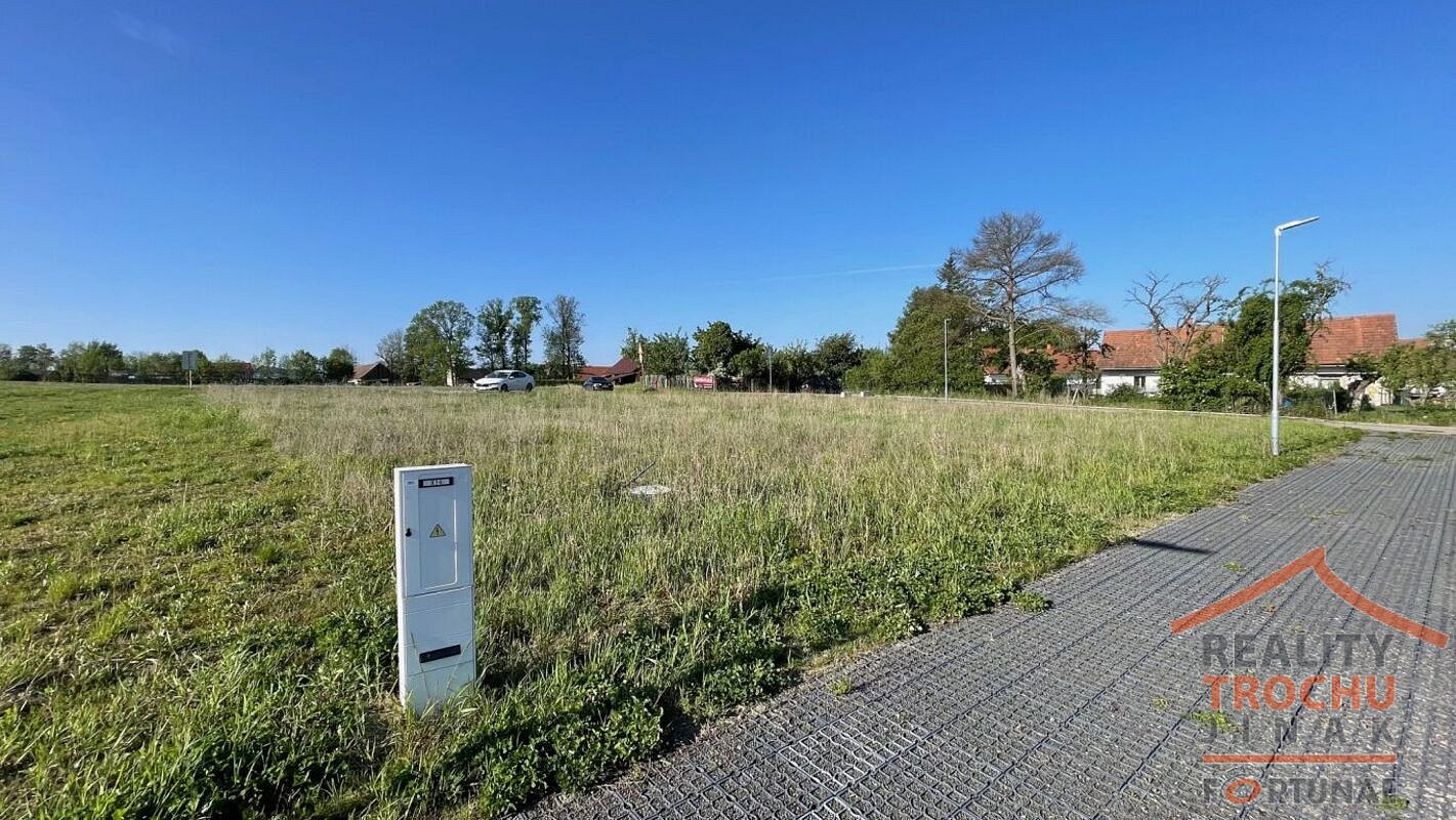 Prodej stavebního pozemku 1 024 m²