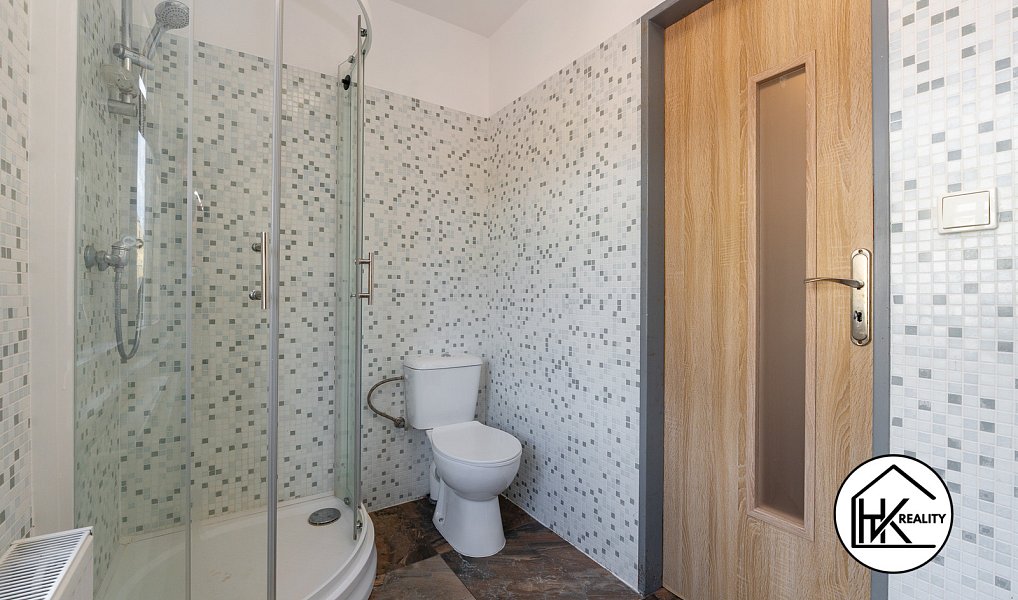 Prodej domu 180 m² s pozemkem 481 m², Krupka – náhled fotky 27