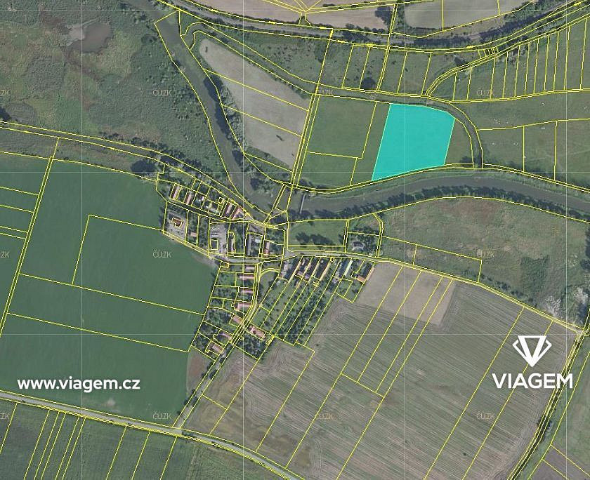 Prodej pole 571 m² – fotografie 2