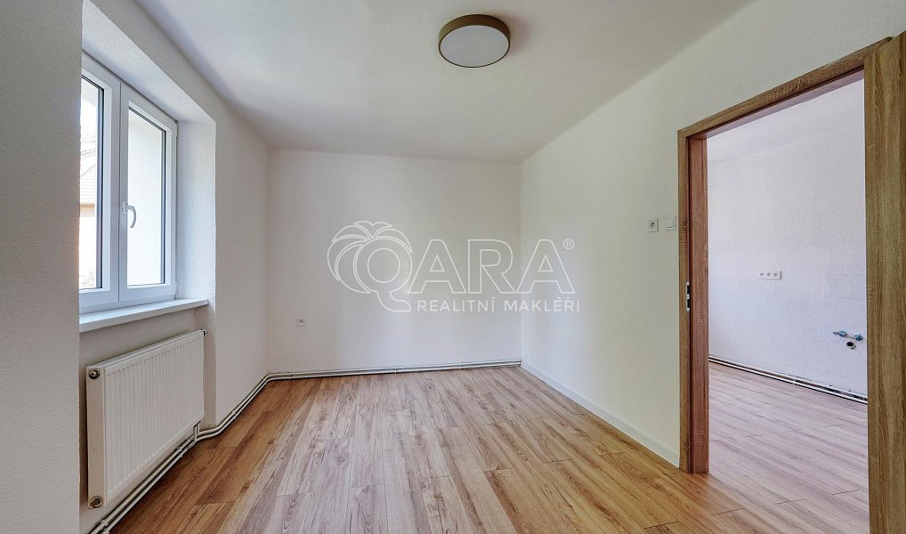 Prodej bytu 3+1 90 m², Vimperk – náhled fotky 14