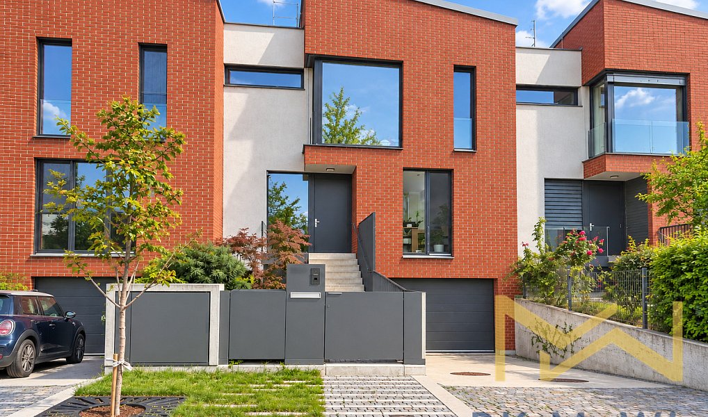 Pronájem domu 210 m² s pozemkem 207 m², Praha – náhled fotky 13