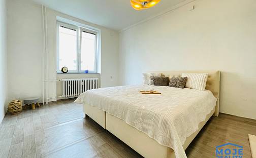 Prodej bytu 2+1 56 m², K. Čapka, Karlovy Vary