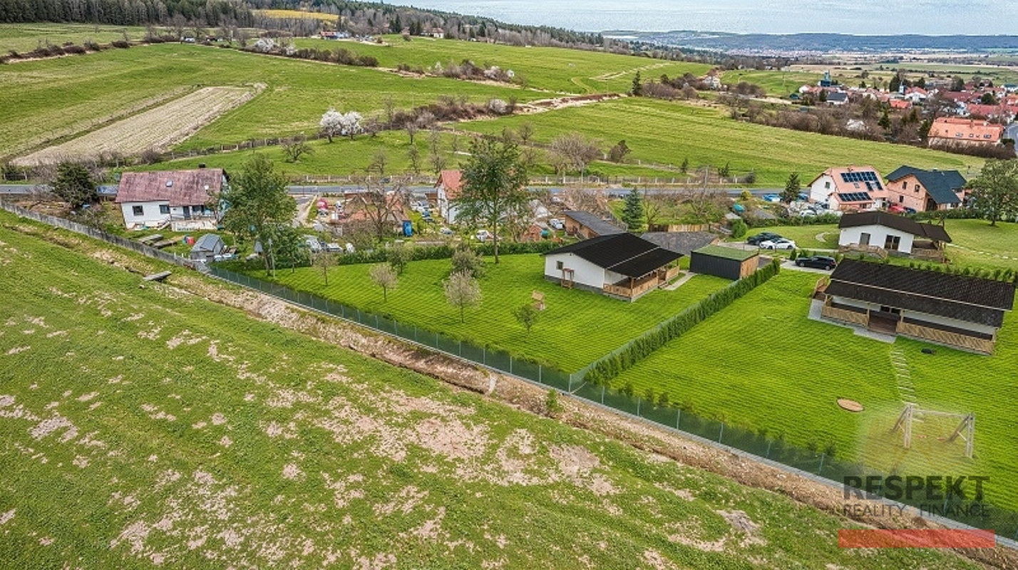 Prodej stavebního pozemku 1 517 m² — photo 2
