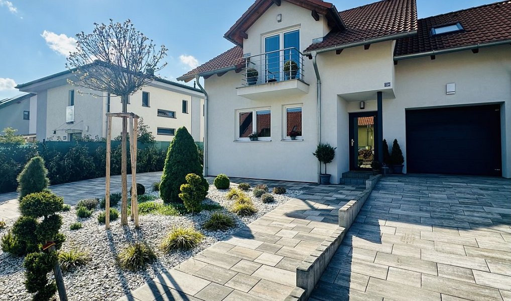 Prodej domu 154 m² s pozemkem 577 m², Líně – náhled fotky 32