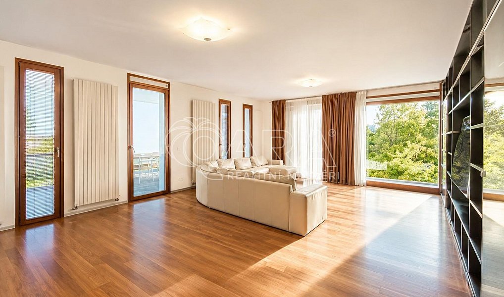 Prodej bytu 4+1 164 m², Praha – náhled fotky 7