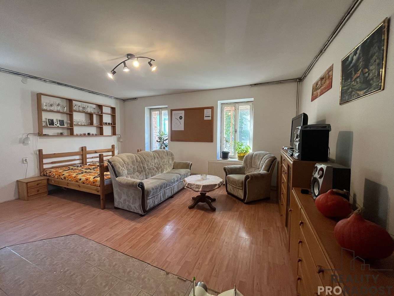 Prodej domu 189 m² s pozemkem 886 m² – fotografie 4