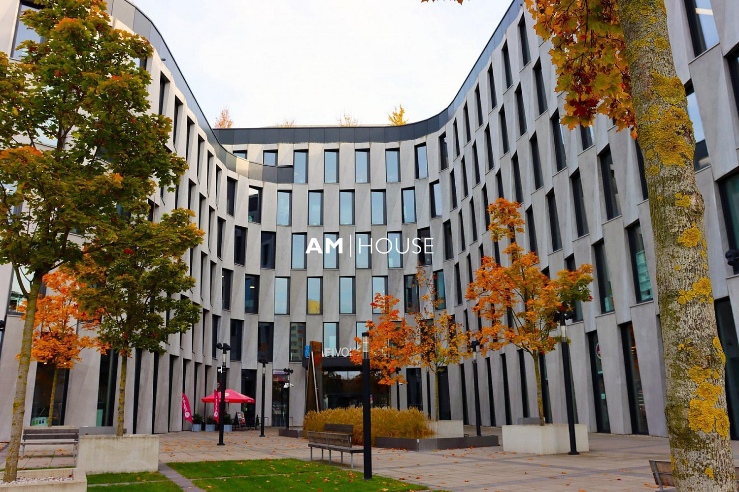 Pronájem kanceláře 284 m² – fotografie 4