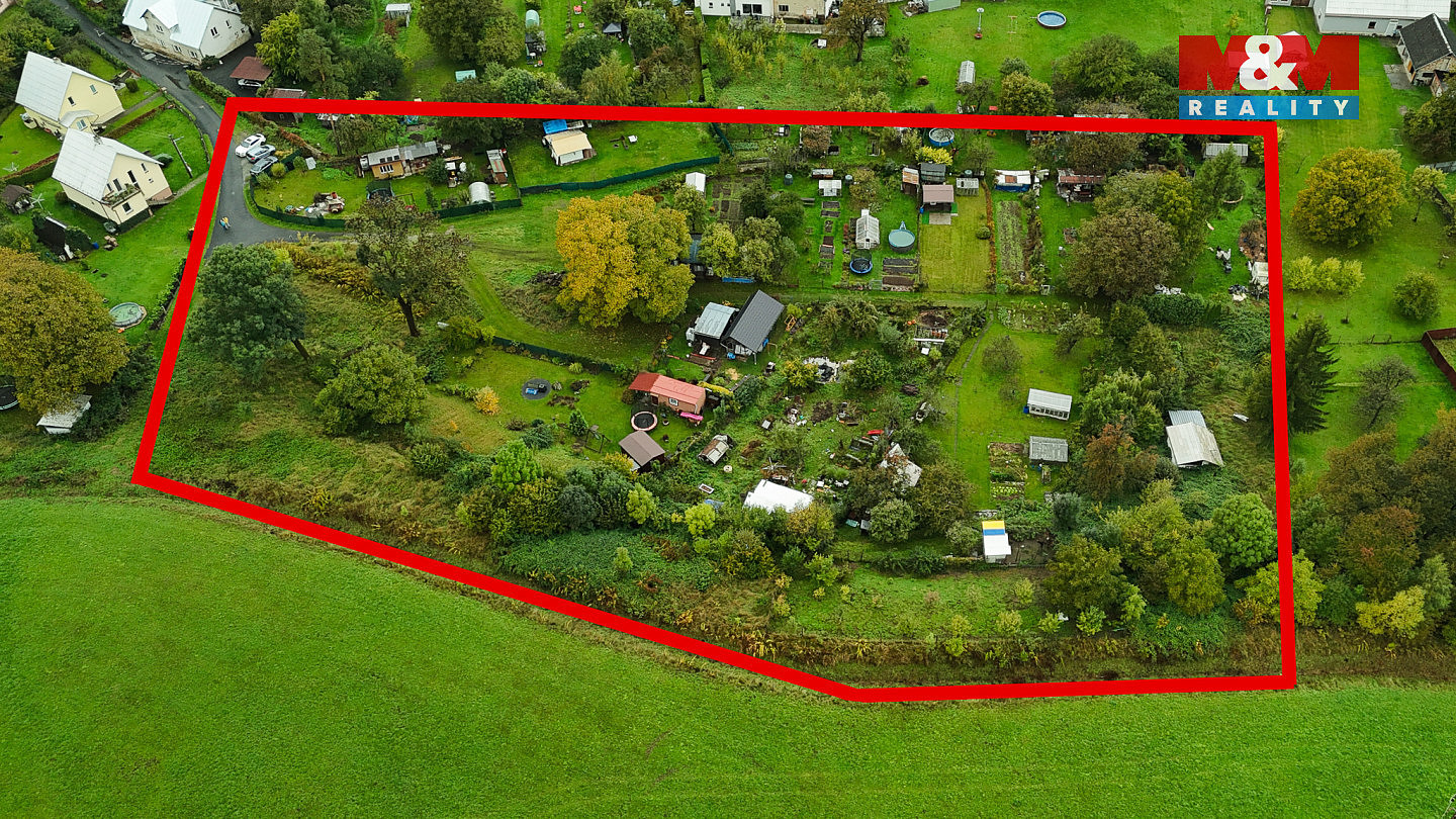 Prodej stavebního pozemku 10 656 m² – fotografie 2