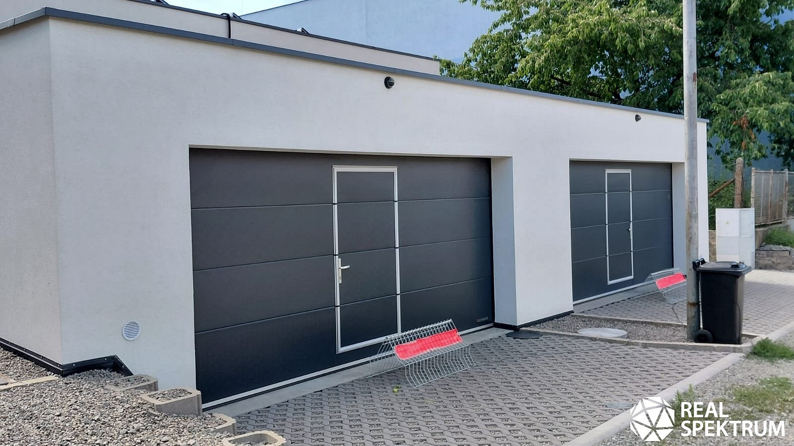 Pronájem garáže 37 m2, sadová, boskovice