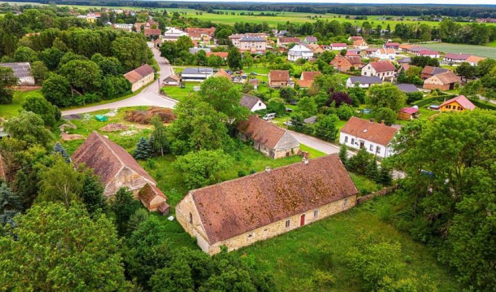 Prodej domu 250 m² s pozemkem 11 187 m², Bolehošť – náhled fotky 6