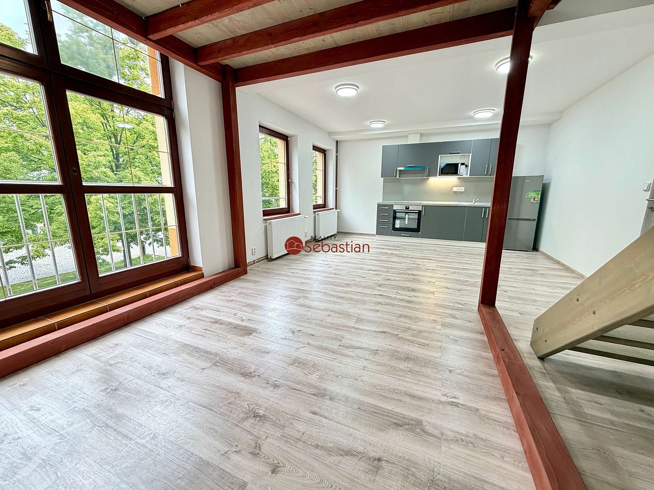 Pronájem bytu 1+kk 60 m² — photo 4