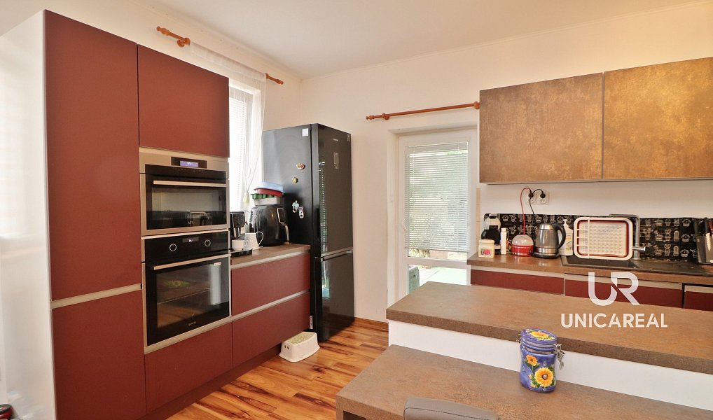 Prodej domu 233 m² s pozemkem 651 m², Božice – náhled fotky 34